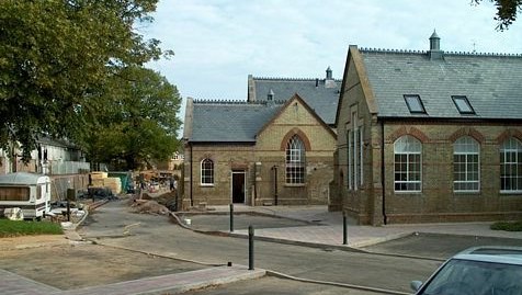 TN009 Conversion into Flats at Rose Lane School 17 9 03.JPG